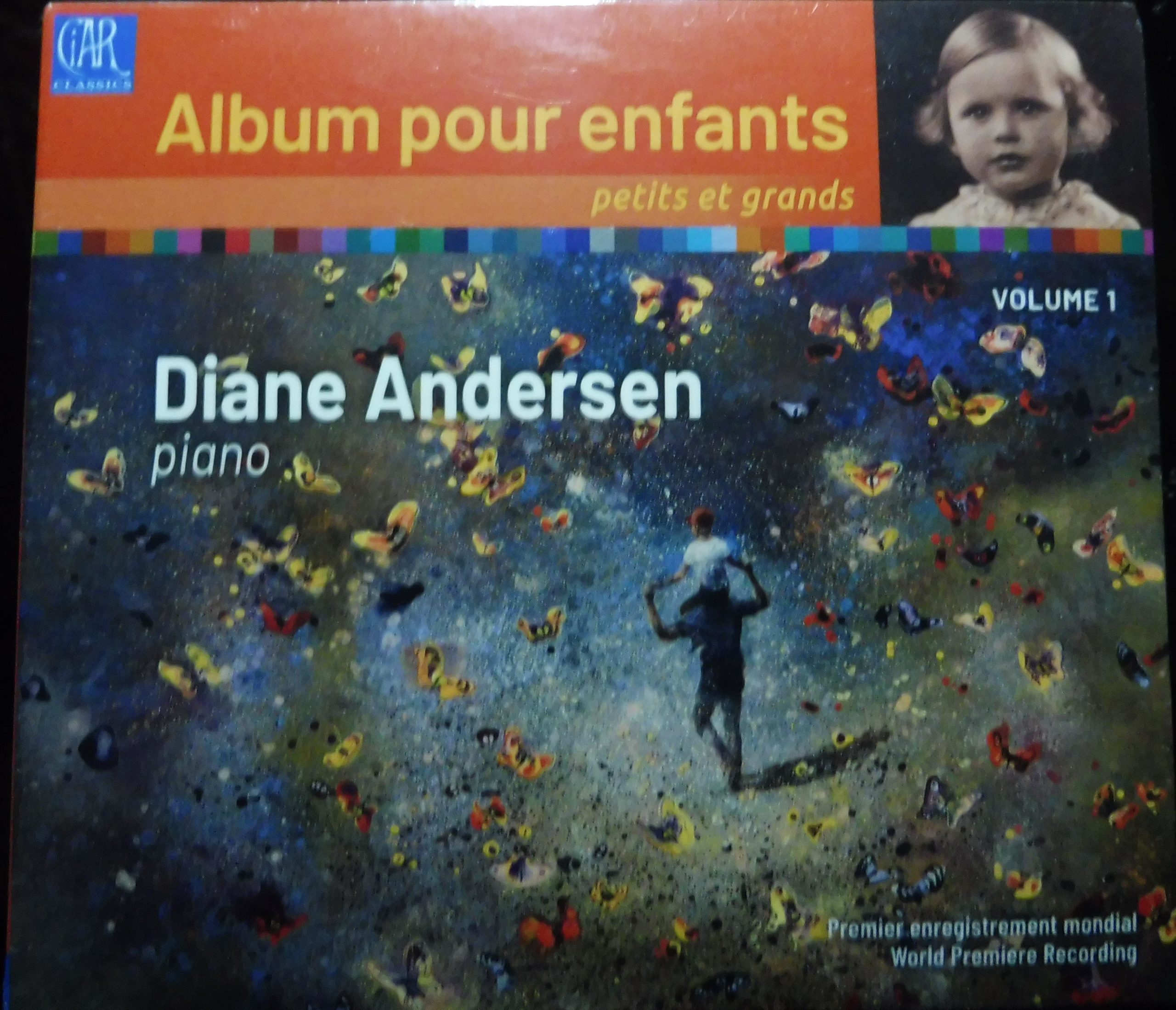 Dans ce petit recueil on trouve deux des premieres compositions de Blanche Selva, Cloches dans la brume et cloches au soleil